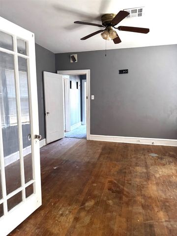 1501 Proctor, Waco, TX 76708