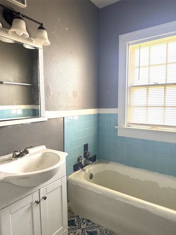 1501 Proctor, Waco, TX 76708