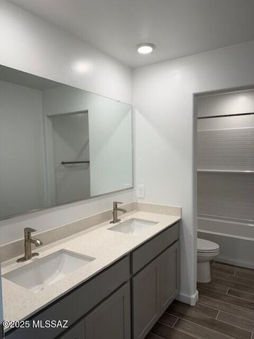 14130 E Canidae Drive E, Vail, AZ 85641