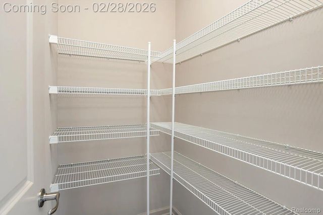 2147 PARK Drive, Pittsfield Charter Township, MI 48103