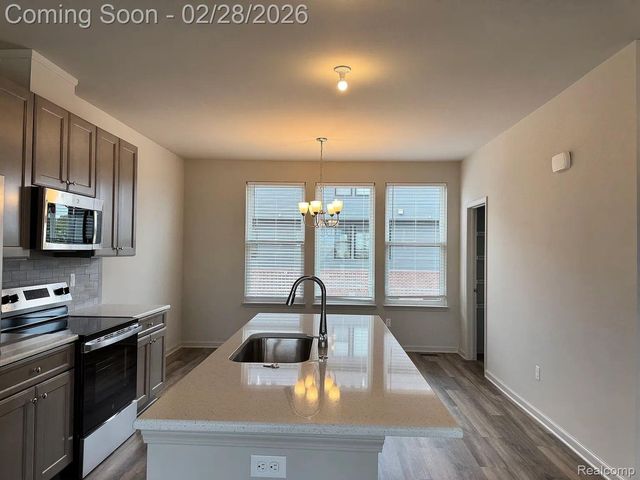 2147 PARK Drive, Pittsfield Charter Township, MI 48103