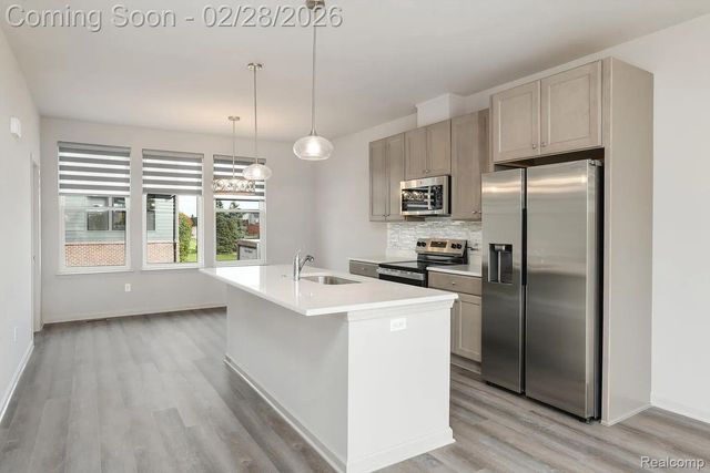 2147 PARK Drive, Pittsfield Charter Township, MI 48103