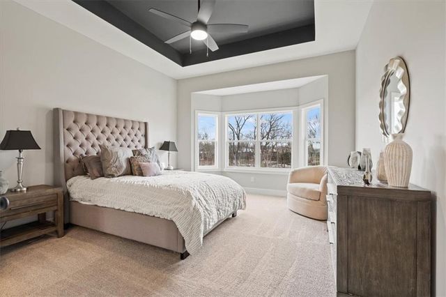 4446 Tee Box Drive, Basehor, KS 66007