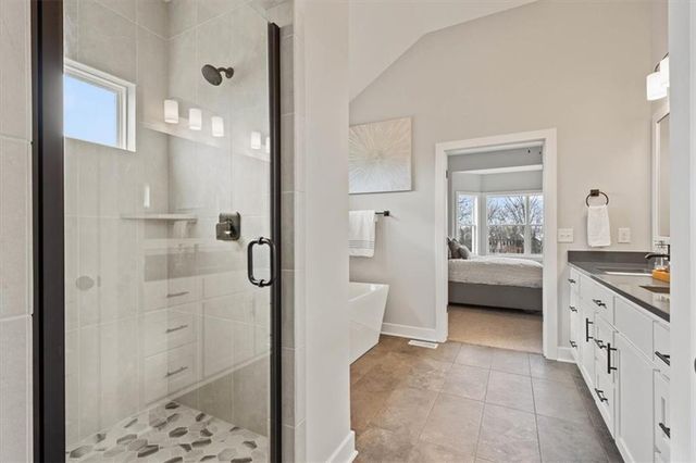 4446 Tee Box Drive, Basehor, KS 66007