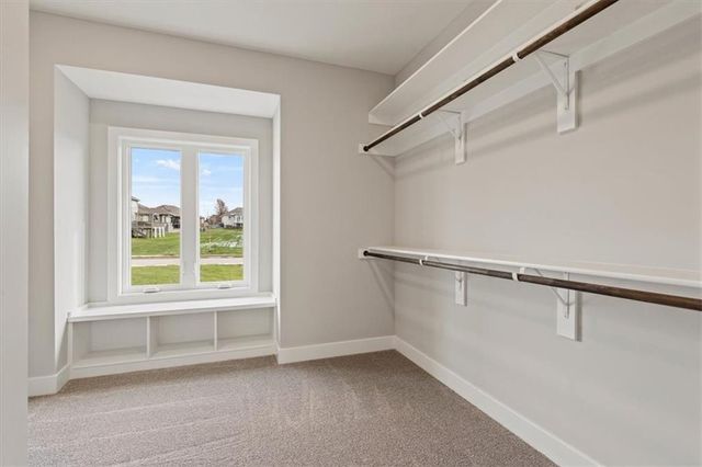4446 Tee Box Drive, Basehor, KS 66007