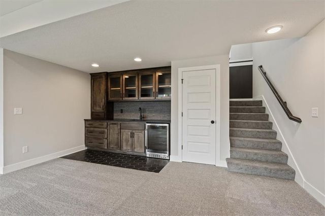4446 Tee Box Drive, Basehor, KS 66007