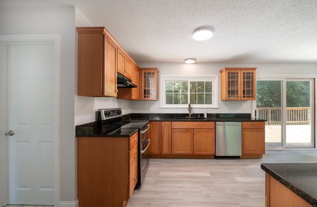 71 County Road, Southington, CT 06444