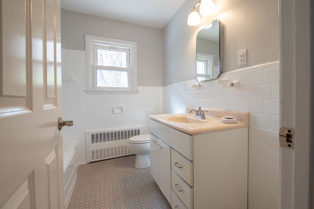 71 County Road, Southington, CT 06444