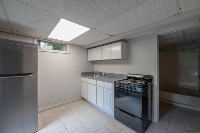 71 County Road, Southington, CT 06444