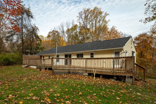 71 County Road, Southington, CT 06444