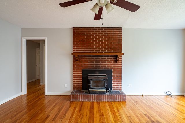 71 County Road, Southington, CT 06444