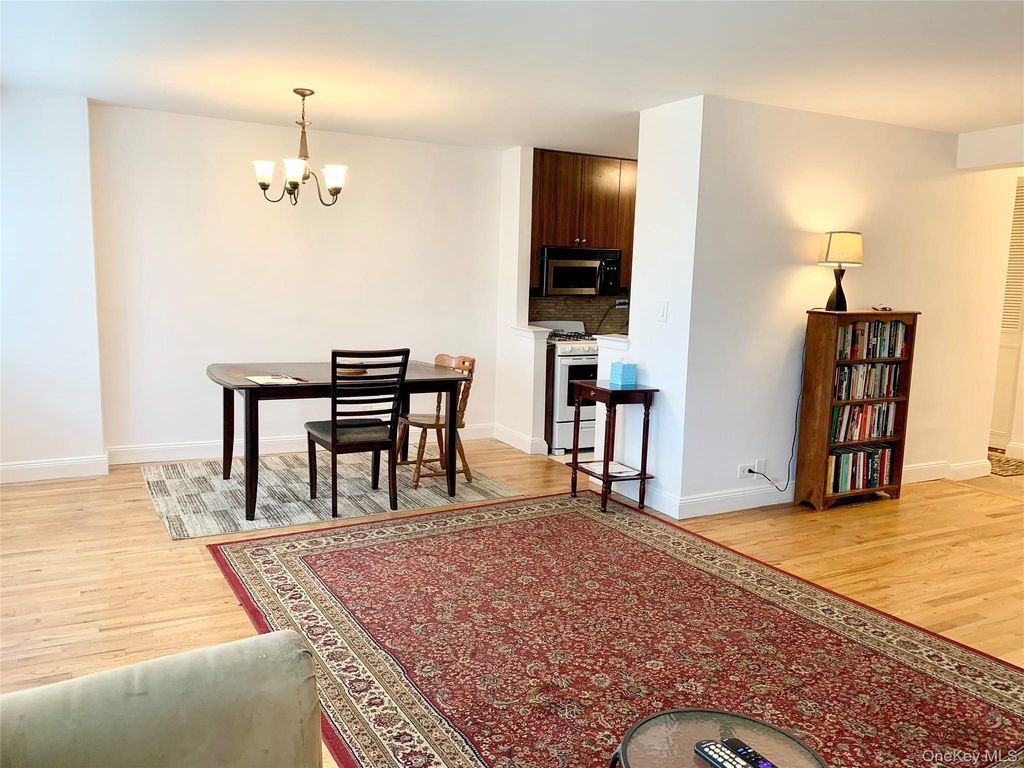 17-85 215 Street 1R, Bayside, NY 11360 — photo 2