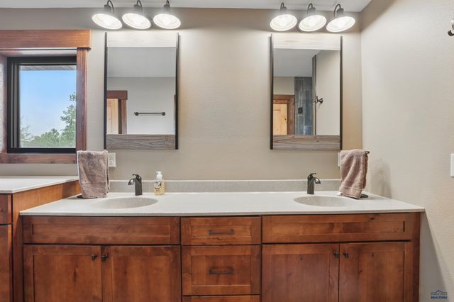 21298 RIDGEWOOD TR, Lead, SD 57754