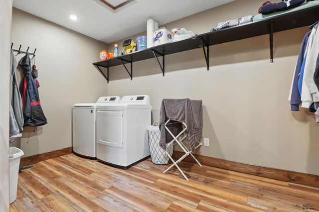 21298 RIDGEWOOD TR, Lead, SD 57754