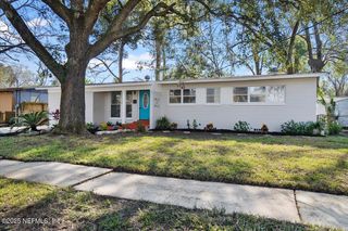 5252 SANTA MONICA Boulevard N, Jacksonville, FL 32207