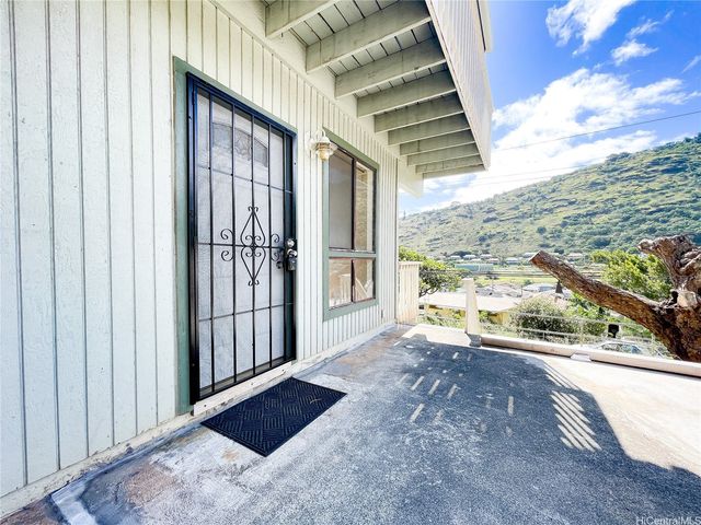 2047 10th Avenue A, Honolulu, HI 96816