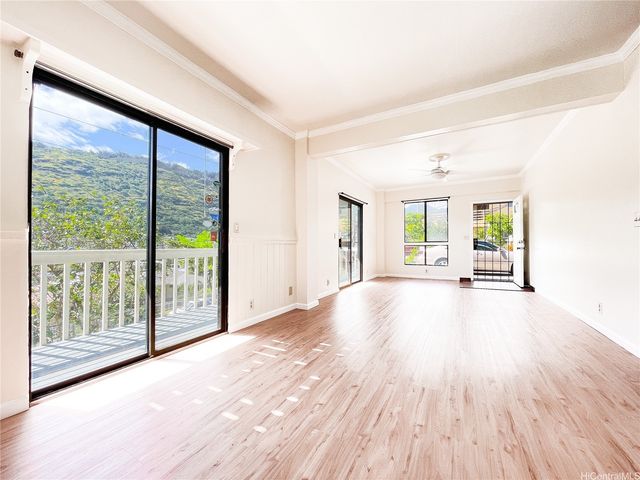 2047 10th Avenue A, Honolulu, HI 96816