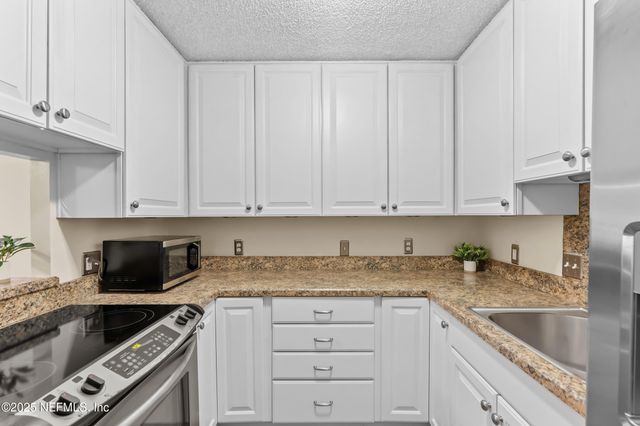 1071 EDGEWOOD Avenue S, 206, Jacksonville, FL 32205