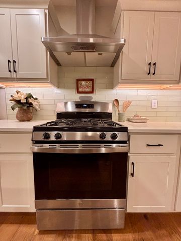 718 Cole Lane, Mahomet, IL 61853