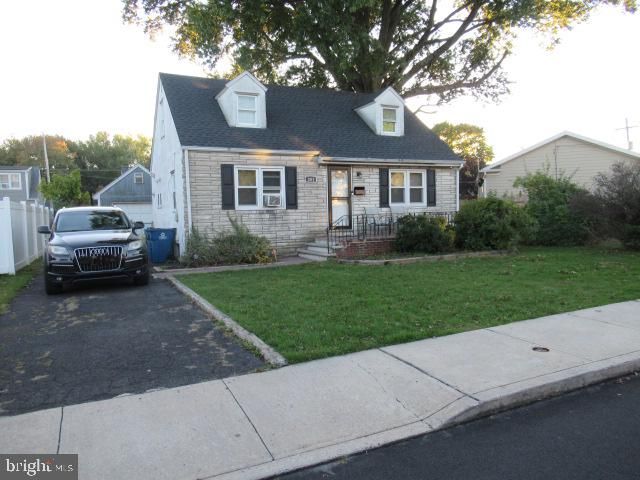 281 BARNSLEY AVE, Morrisville, PA 19067