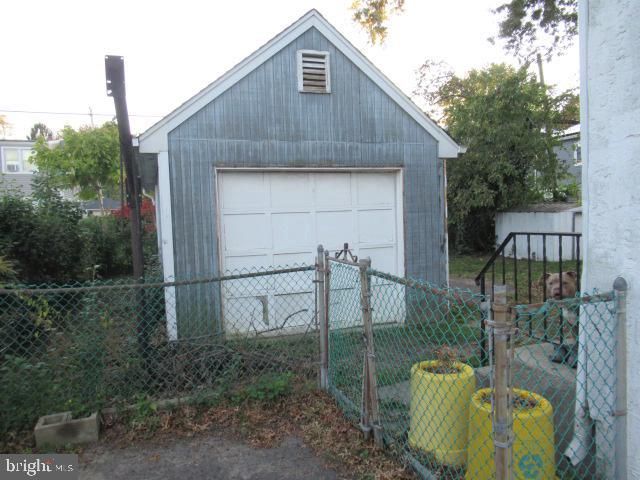 281 BARNSLEY AVE, Morrisville, PA 19067