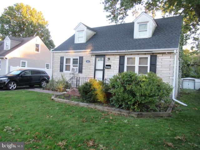 281 BARNSLEY AVE, Morrisville, PA 19067