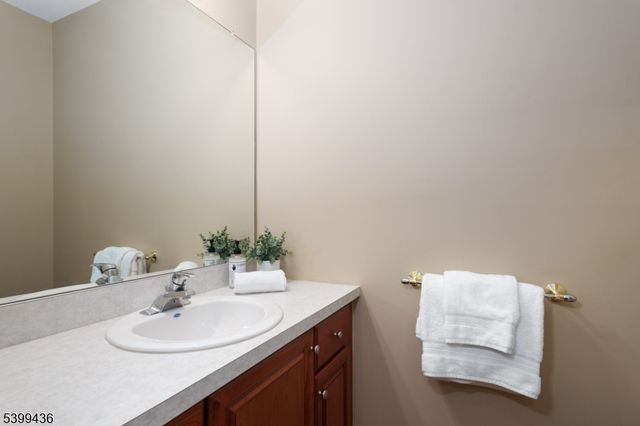 35 Truman Ave, Montgomery Twp., NJ 08540