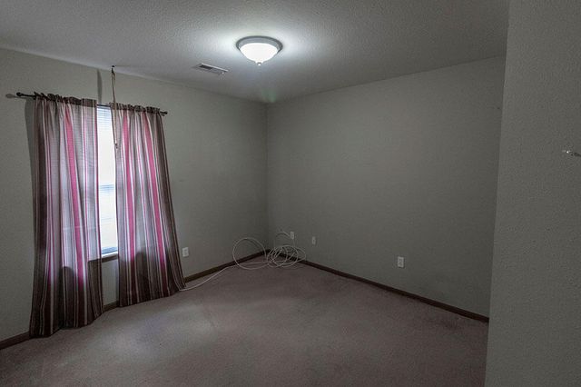 1606 TYPHOON DR, Columbia, MO 65202