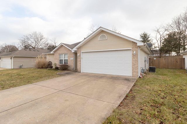 1606 TYPHOON DR, Columbia, MO 65202