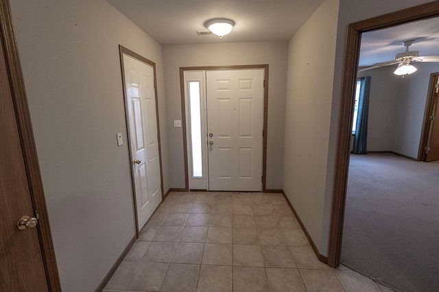 1606 TYPHOON DR, Columbia, MO 65202