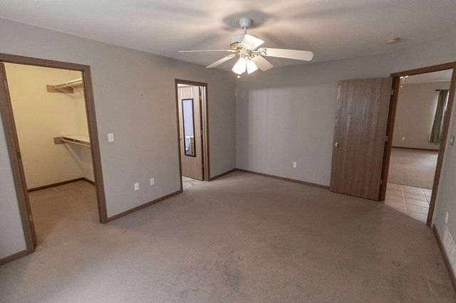 1606 TYPHOON DR, Columbia, MO 65202