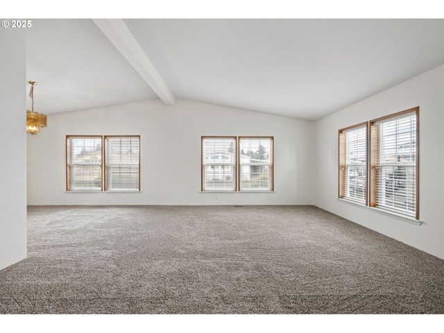 1699 N TERRY St 152, Eugene, OR 97402