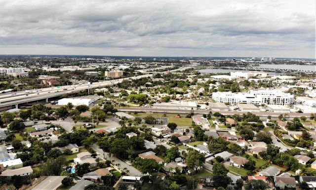 918 Upland Road, West Palm Beach, FL 33401