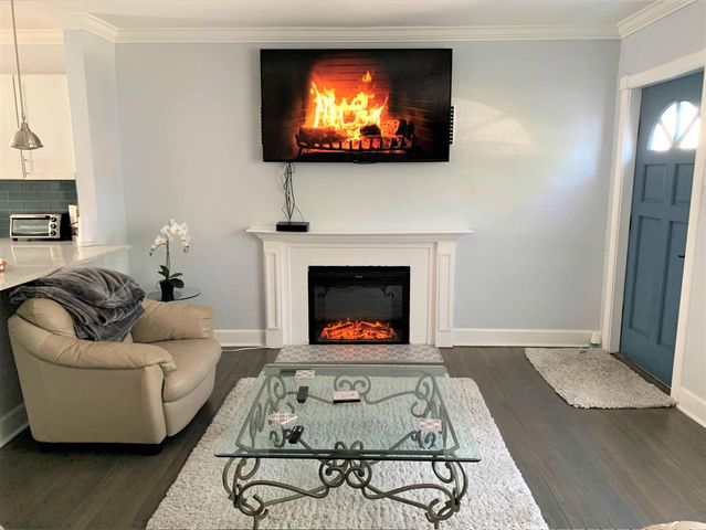 918 Upland Road, West Palm Beach, FL 33401