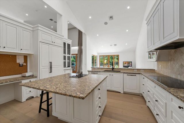 2821 Bent Cypress Road, Wellington, FL 33414