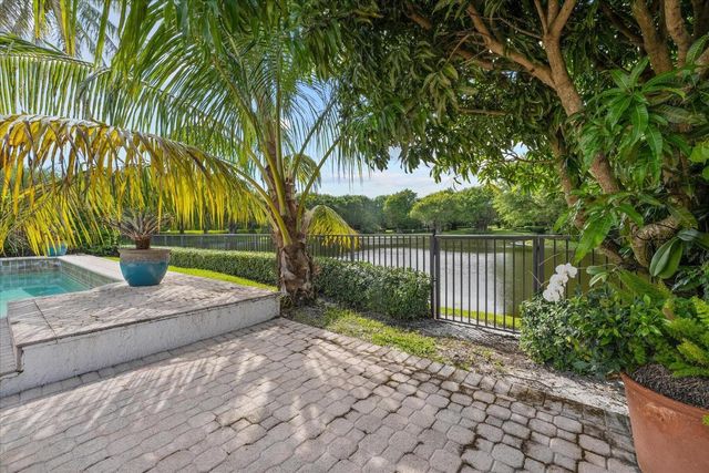 2821 Bent Cypress Road, Wellington, FL 33414