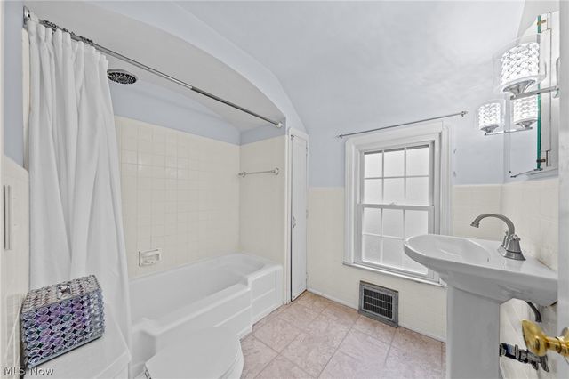 19477 Henry Road, Fairview Park, OH 44126