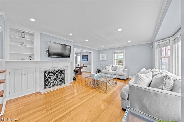 19477 Henry Road, Fairview Park, OH 44126