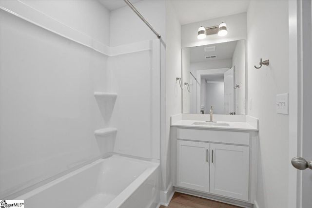 442 Amaryllis Lane, Woodruff, SC 29388