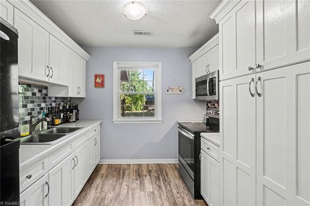 122 Redwood Bend, King, NC 27021
