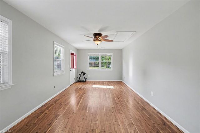 122 Redwood Bend, King, NC 27021
