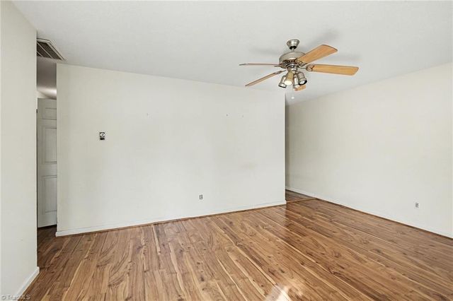 122 Redwood Bend, King, NC 27021