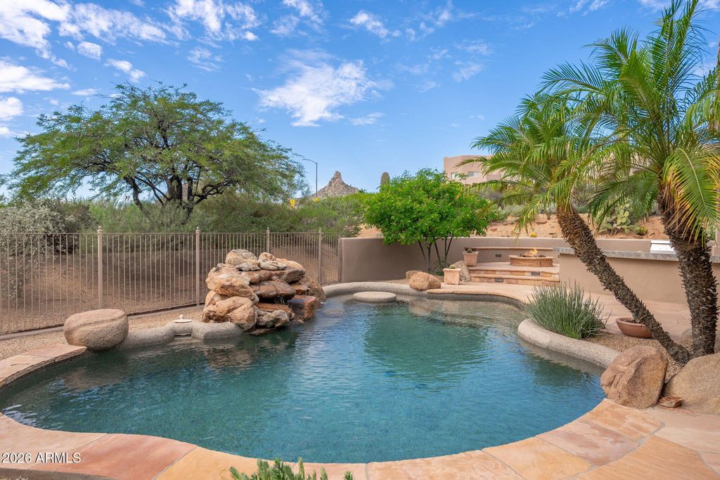 10801 E HAPPY VALLEY Road 106, Scottsdale, AZ 85255 — exterior