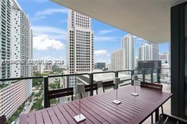 68 SE 6th St 1209, Miami, FL 33131