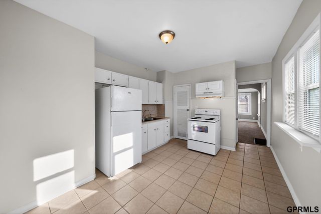 2008 N 48Th Street, Omaha, NE 68104