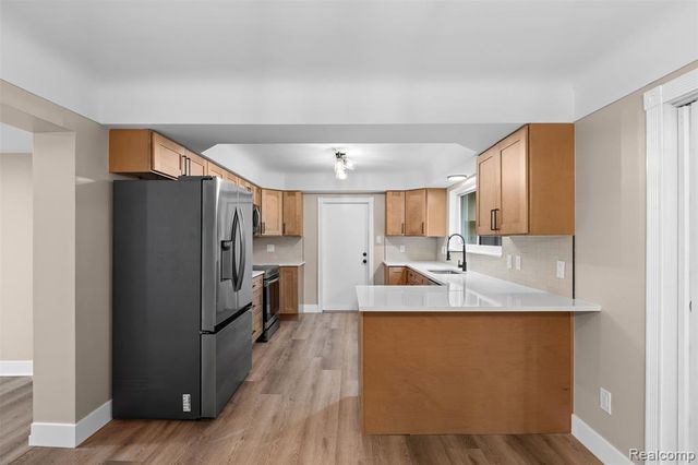 1175 South Boulevard, Troy, MI 48098
