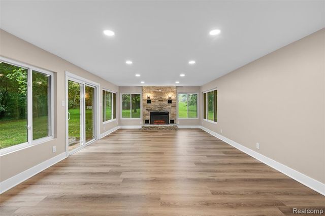 1175 South Boulevard, Troy, MI 48098