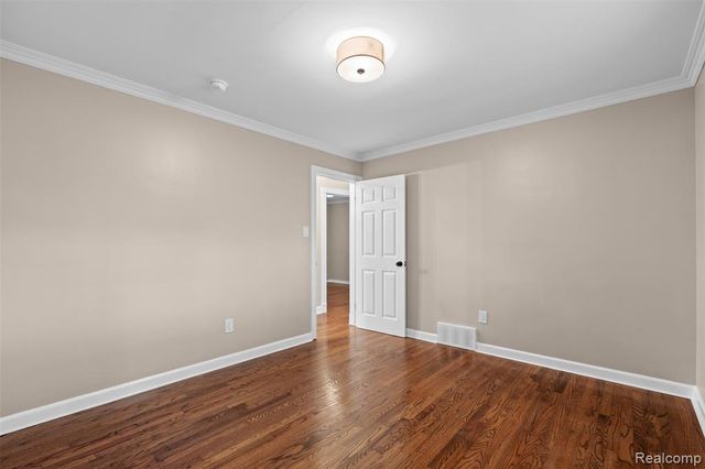 1175 South Boulevard, Troy, MI 48098