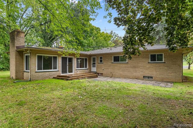 1175 South Boulevard, Troy, MI 48098