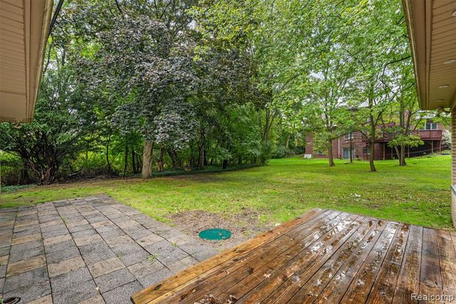 1175 South Boulevard, Troy, MI 48098